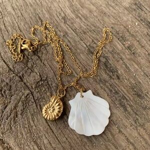 Ocean Gold Seashell White Shell 18K Gold Stainless Steel Waterproof Necklace